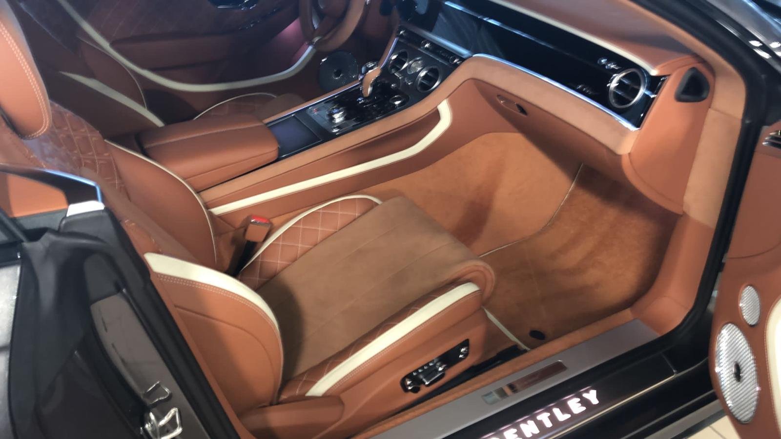 Bentley Continental GT — photo 7